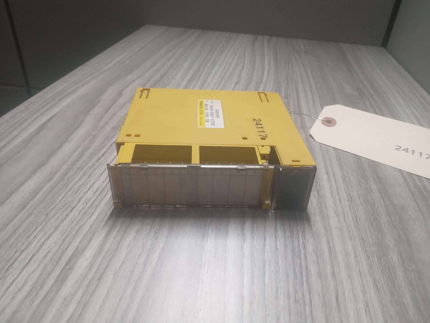 FANUC A03B-0807-C152 OUTPUT MODULE