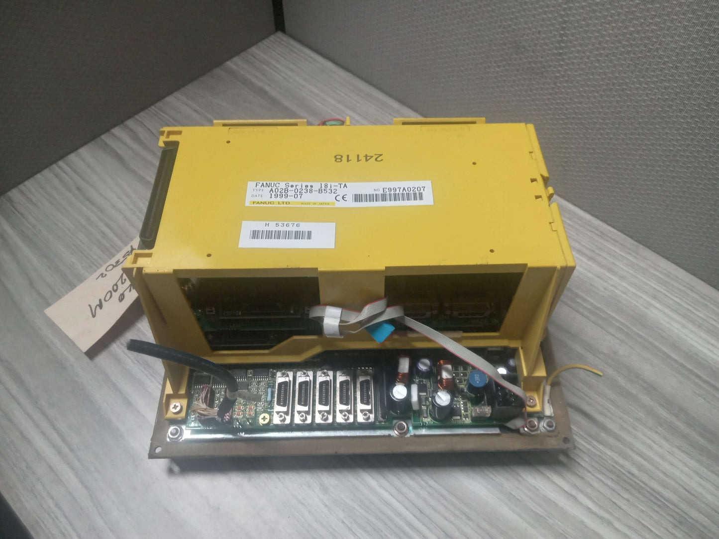 Fanuc A02B-0238-B532 Series 18i-TA CNC Machine Display Series 18i-T