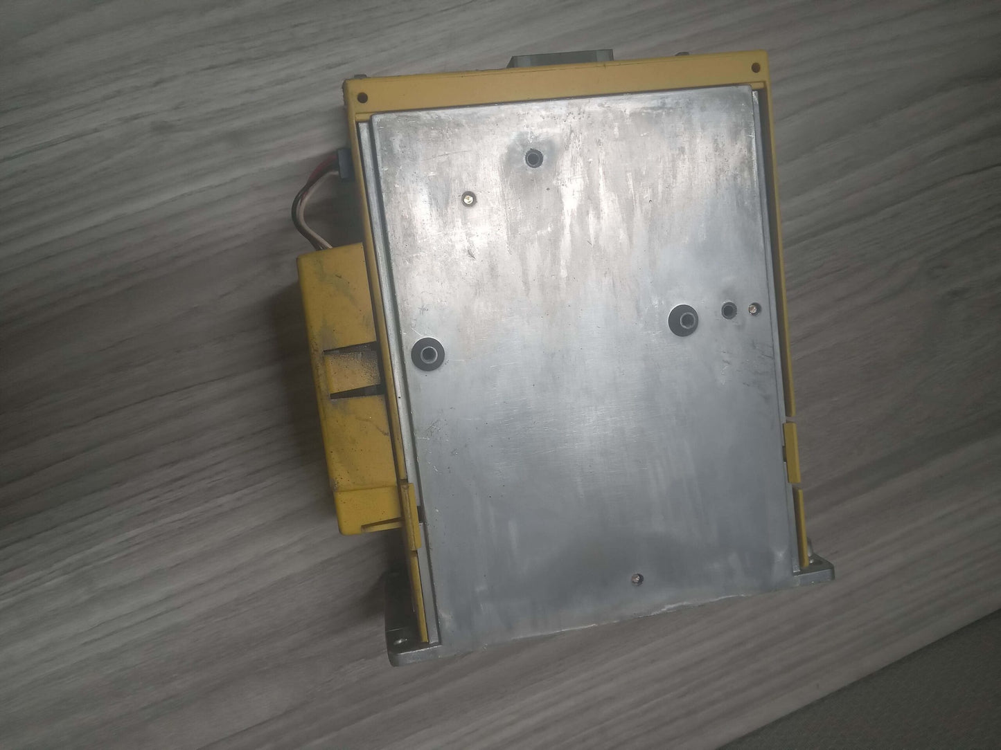 FANUC A06b-6160-H002 BETA SERVO DRIVE MDL B-iSV20-B Amp Amplifier