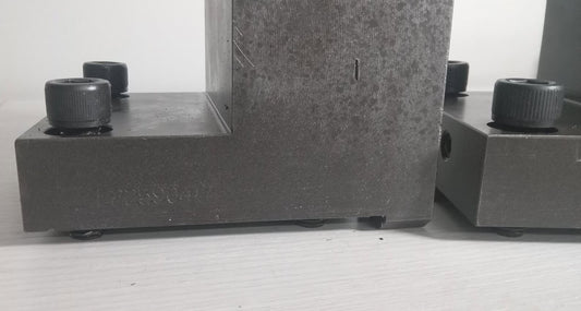 2x square crosswise turning tool holder BMT65 Doosan Puma MX2000ST Lathe
