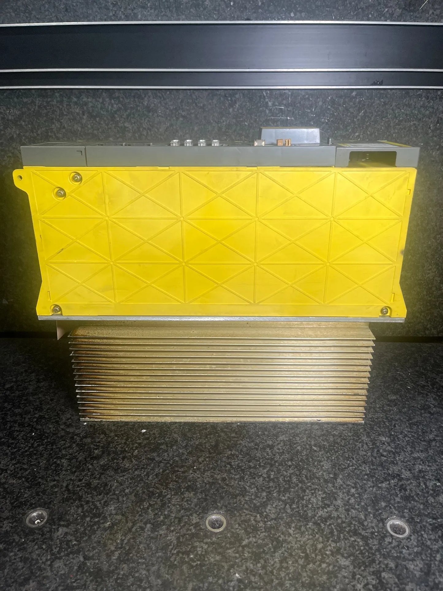 FANUC A06B-6096-H106