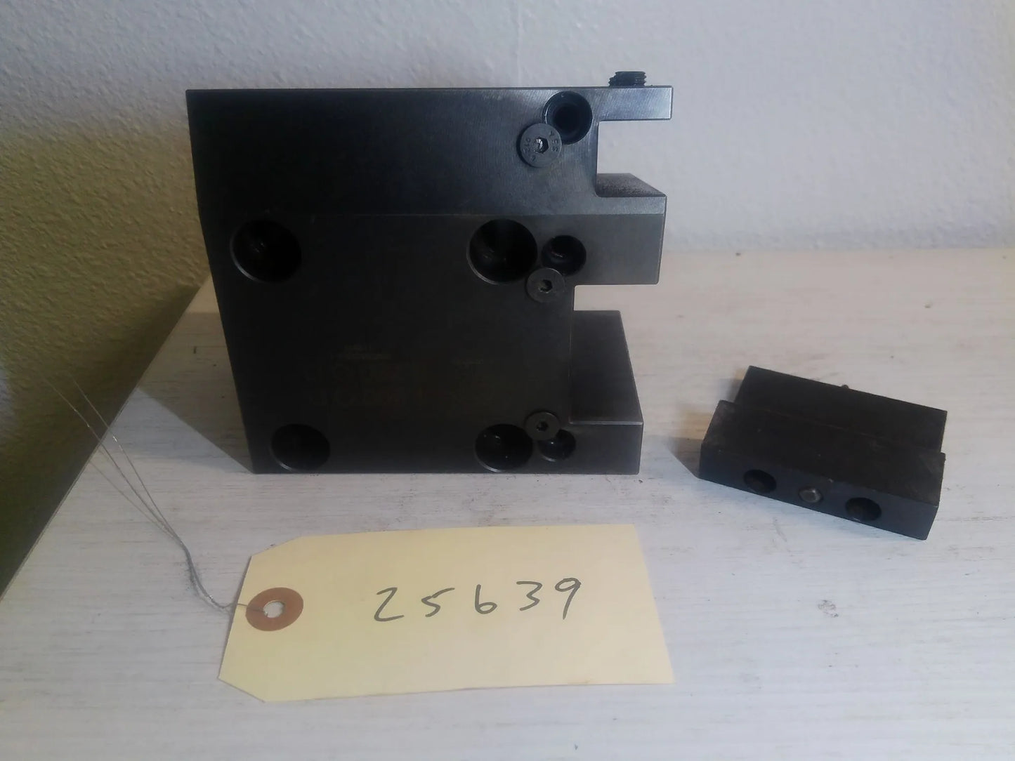 HAAS Fri Apr 01 0196 00:00:00 GMT+0553 (India Standard Time)