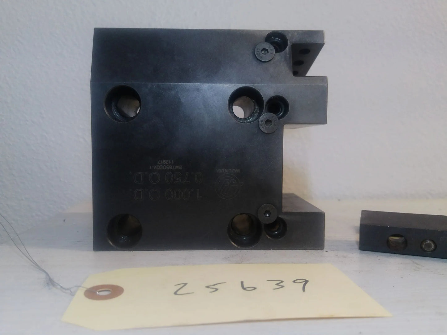 HAAS Fri Apr 01 0196 00:00:00 GMT+0553 (India Standard Time)