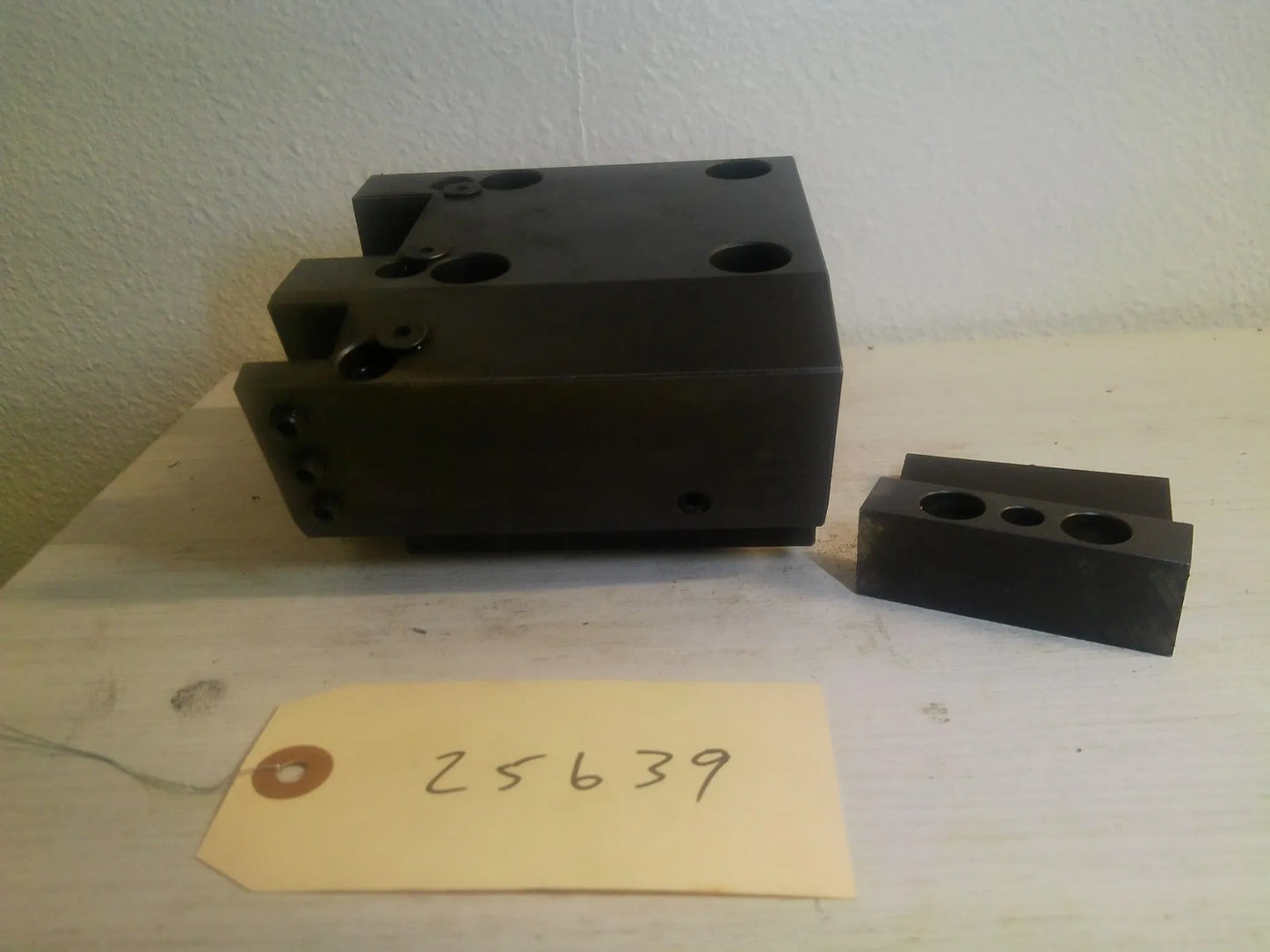 HAAS Fri Apr 01 0196 00:00:00 GMT+0553 (India Standard Time)