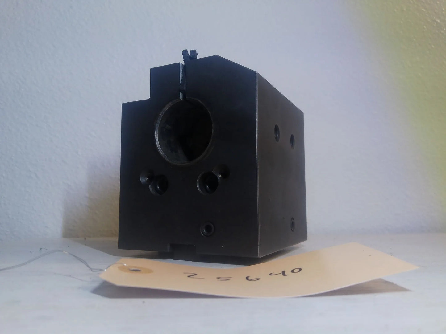 HAAS Thu Apr 01 0184 00:00:00 GMT+0553 (India Standard Time)