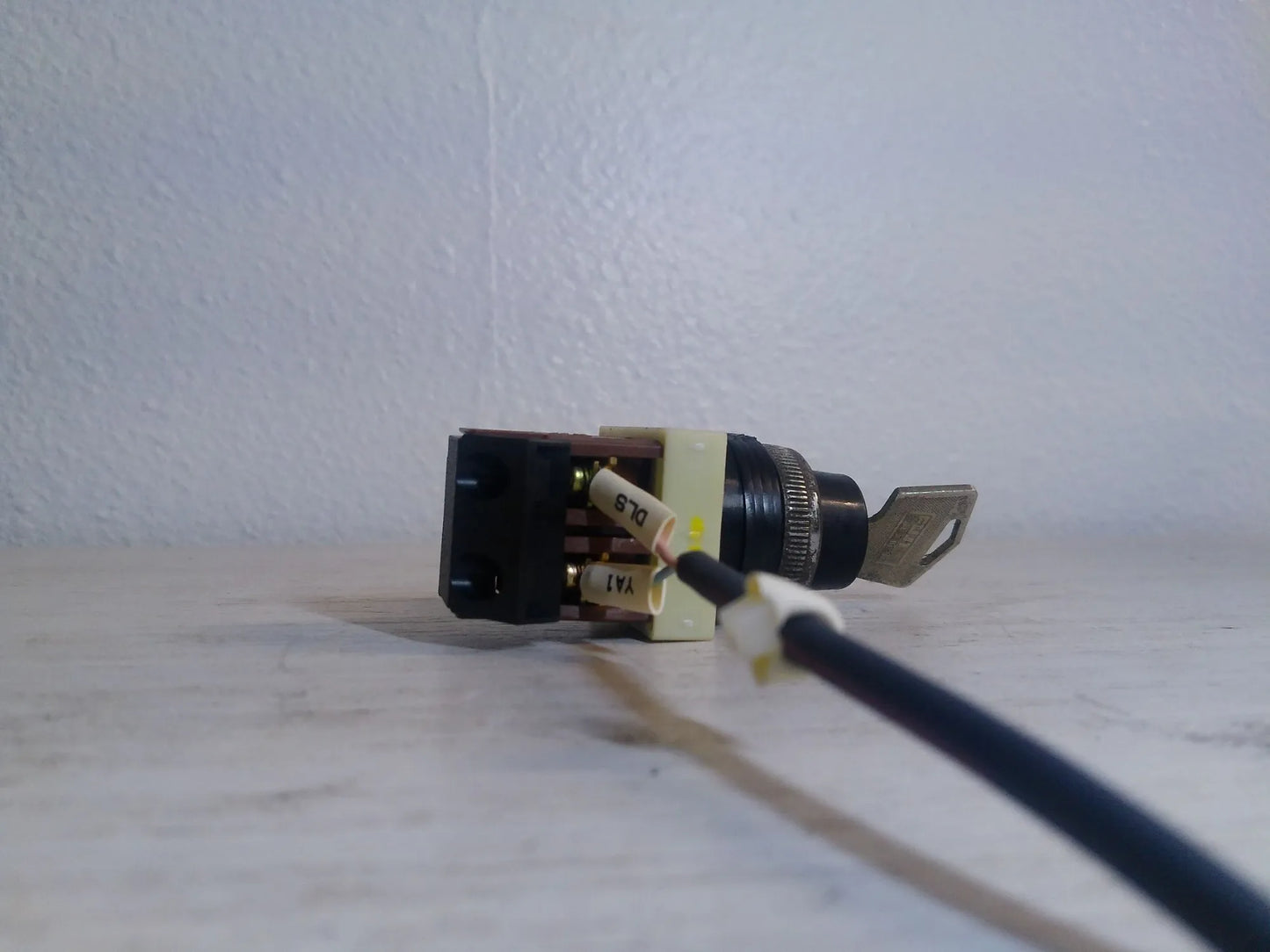 FUJI ELECTRIC AH25-J2A