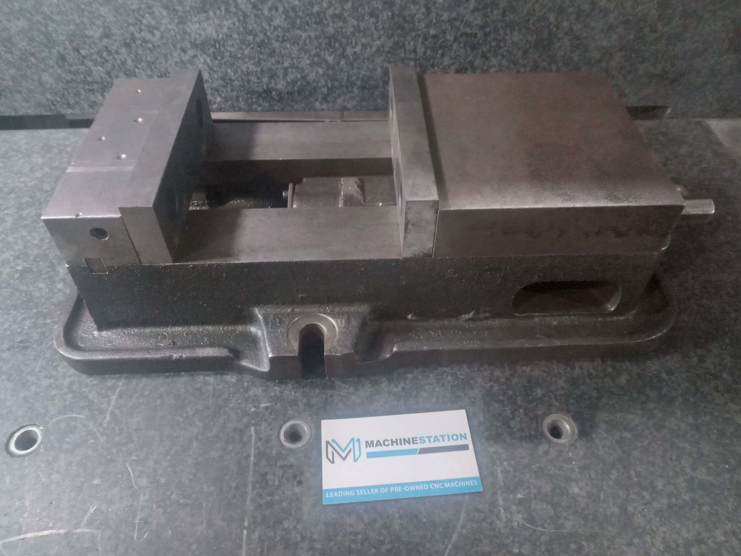 KURT D60 6" Milling Vise BIW MT6A D6 NO HANDLE