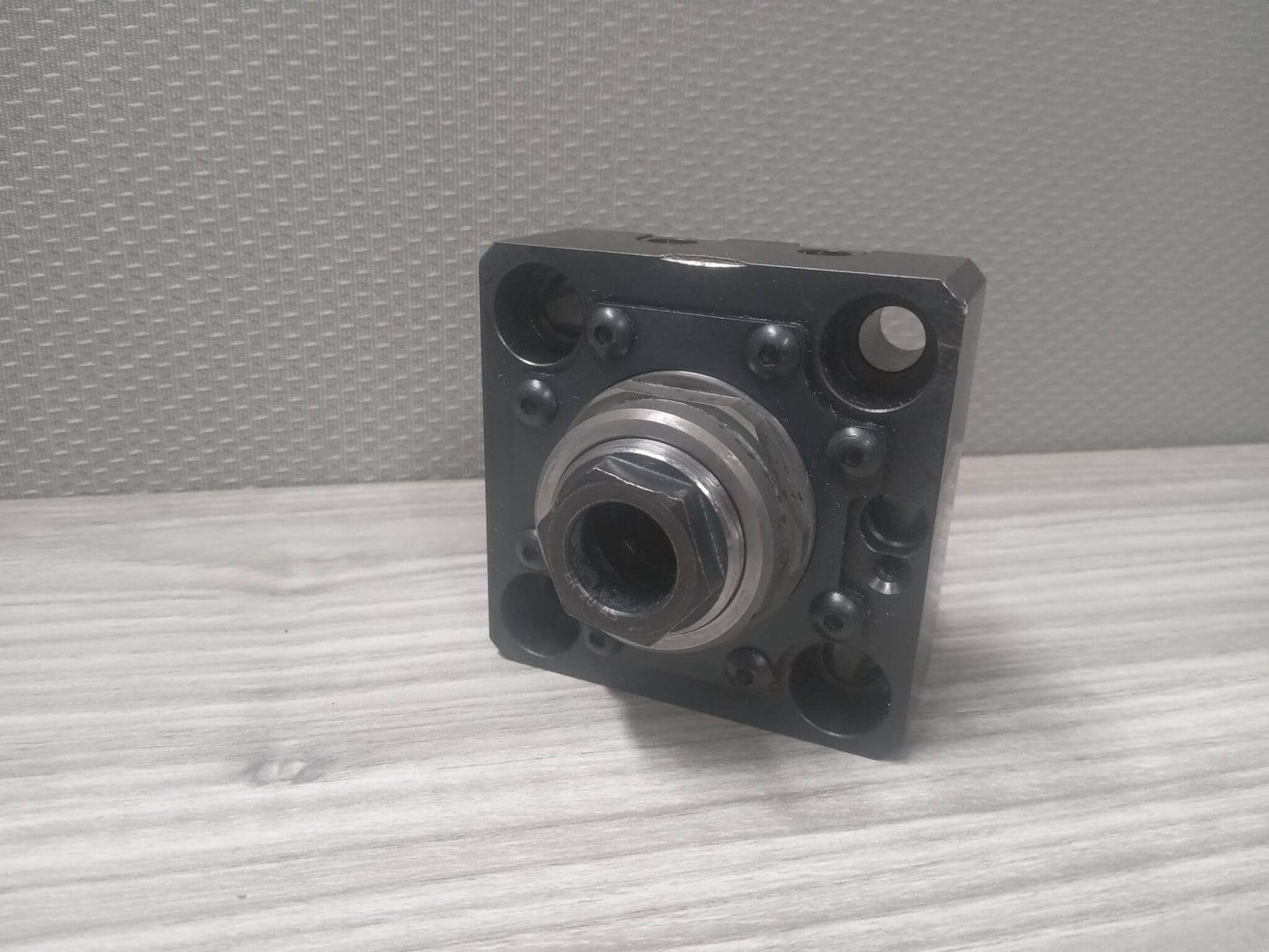 PARTS ONLY BIGLIA CNC Live Tool Holder T134-00128, 153 867-EK (seized)