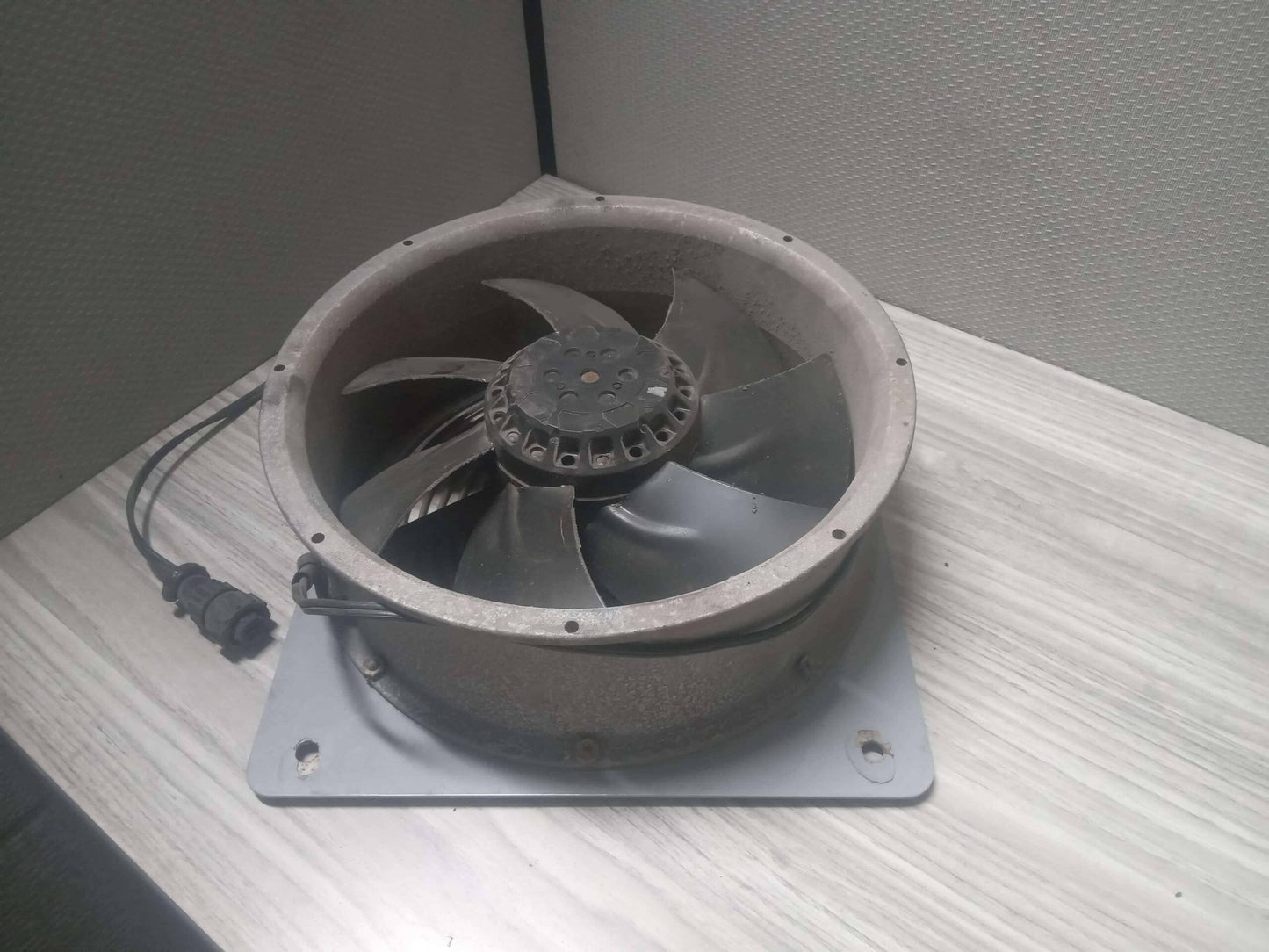 Haas Spindle Fan Cover and Fan 25-1157A