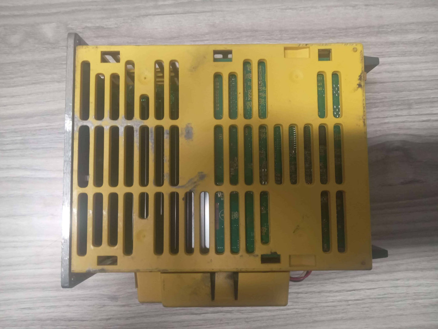 FANUC A06b-6160-H002 BETA SERVO DRIVE MDL B-iSV20-B Amp Amplifier