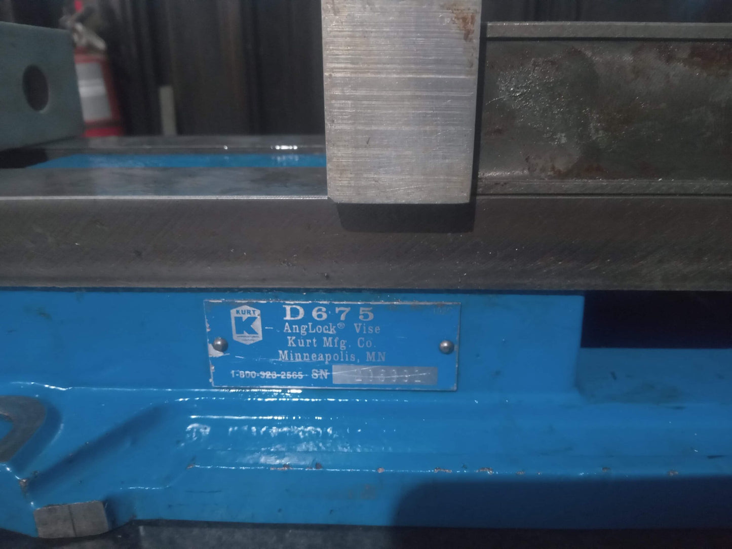 KURT VISE D675 ANGLOCK Milling Vise With Aluminum Soft Jaws