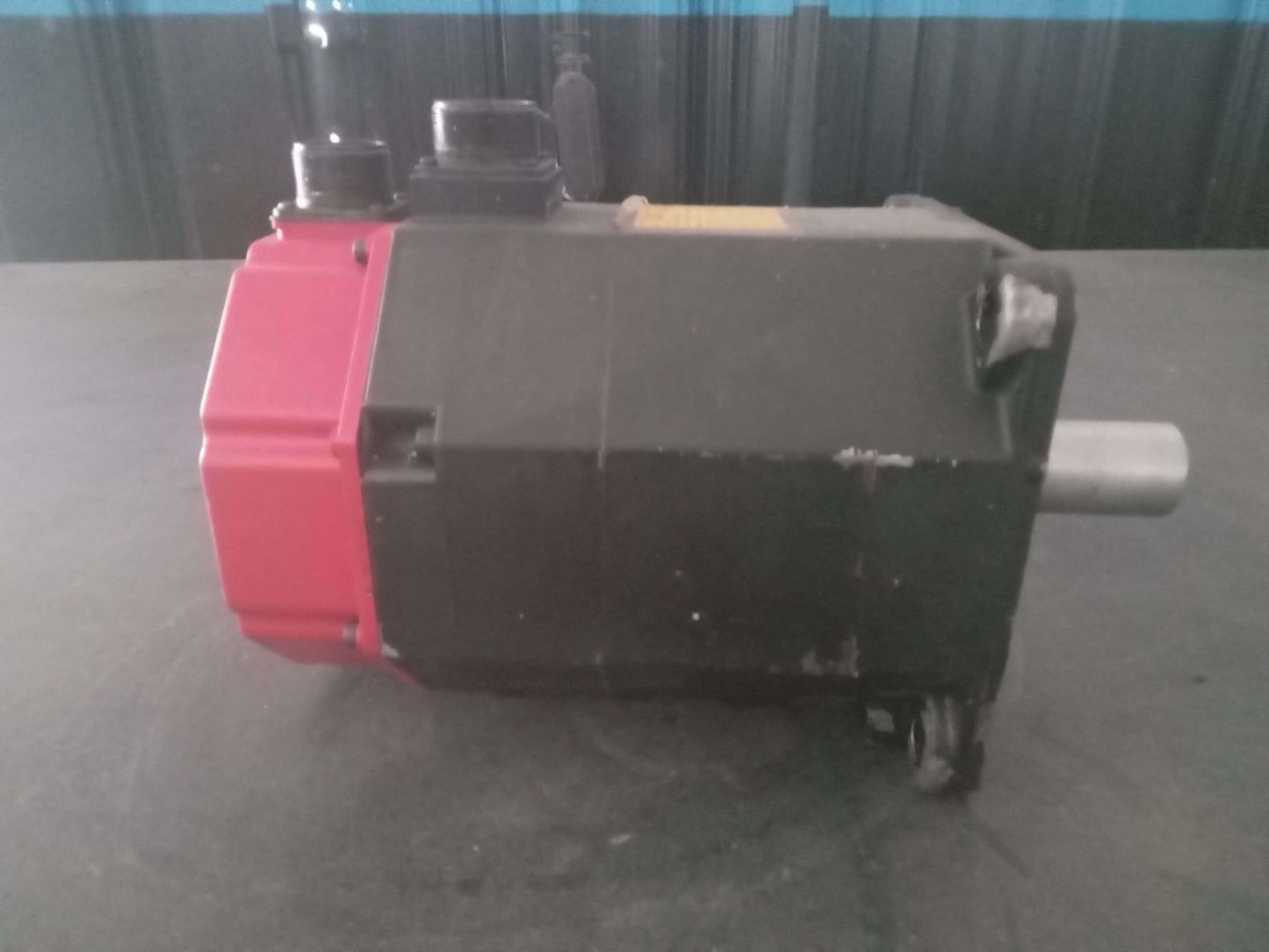 FANUC A06B-0142-B077 α12/2000 AC SERVO MOTOR B-651142E a12/2000