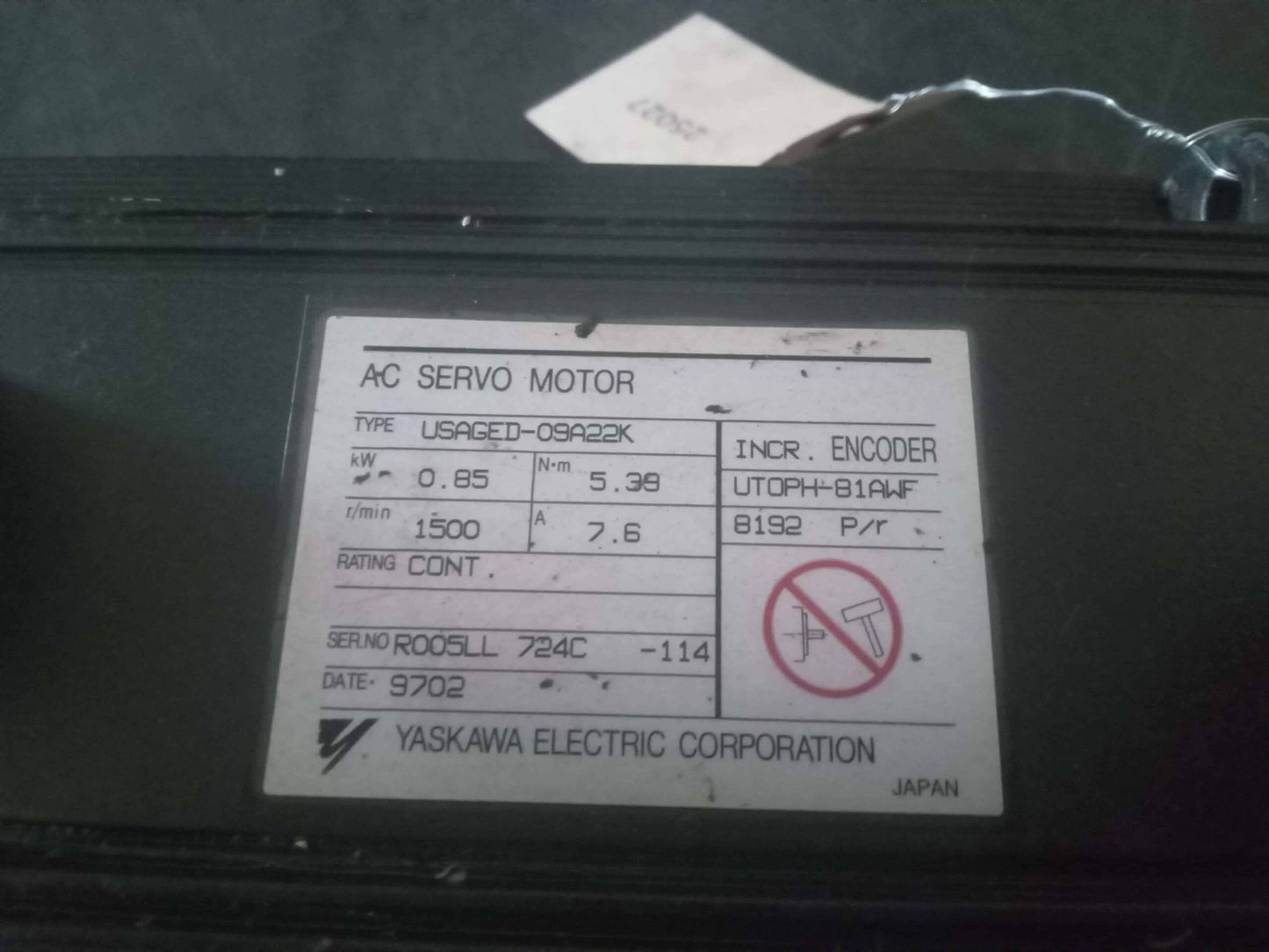 YASKAWA USAGED-09A22K AC SERVO MOTOR INCLUDING ENCODER UTOPH-B1AWF