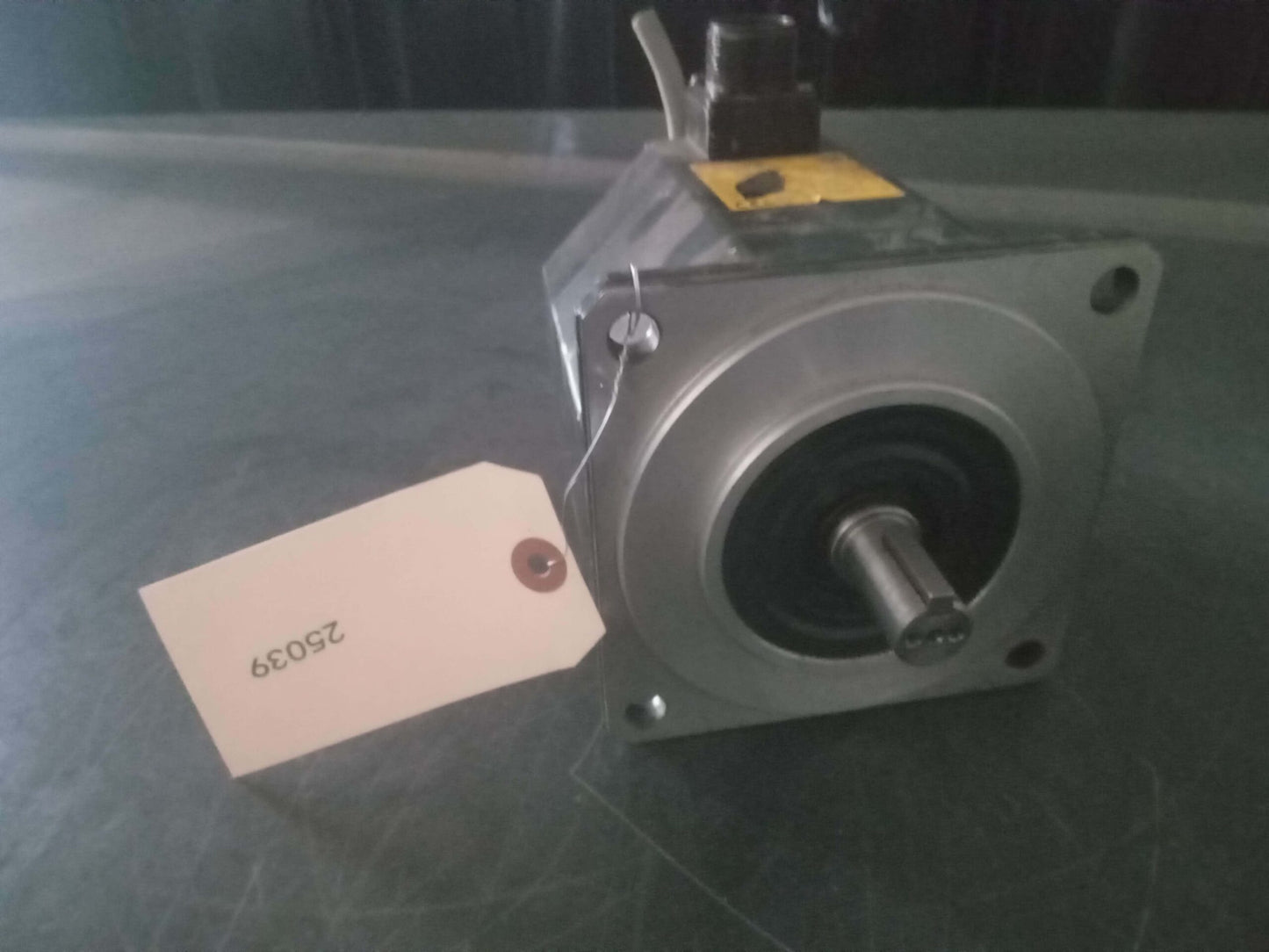 FANUC A06B-0034-B075#0008 B 6/2000 MANUAL NO B-65232