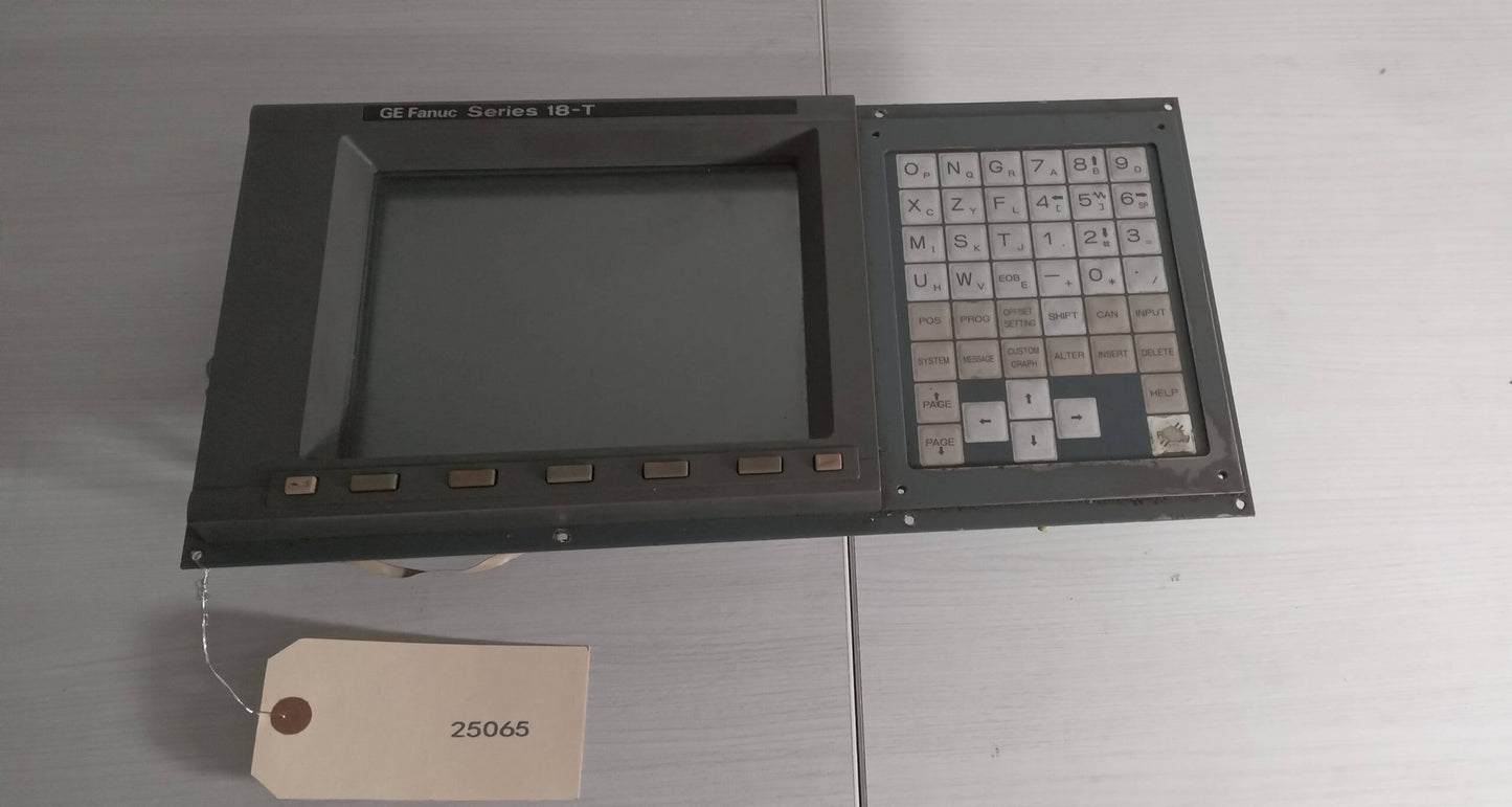 GE FANUC SERIES 18-T LCD/MDI UNIT A02B-0120-C066/TAR N 00179 A20B-1004-0640