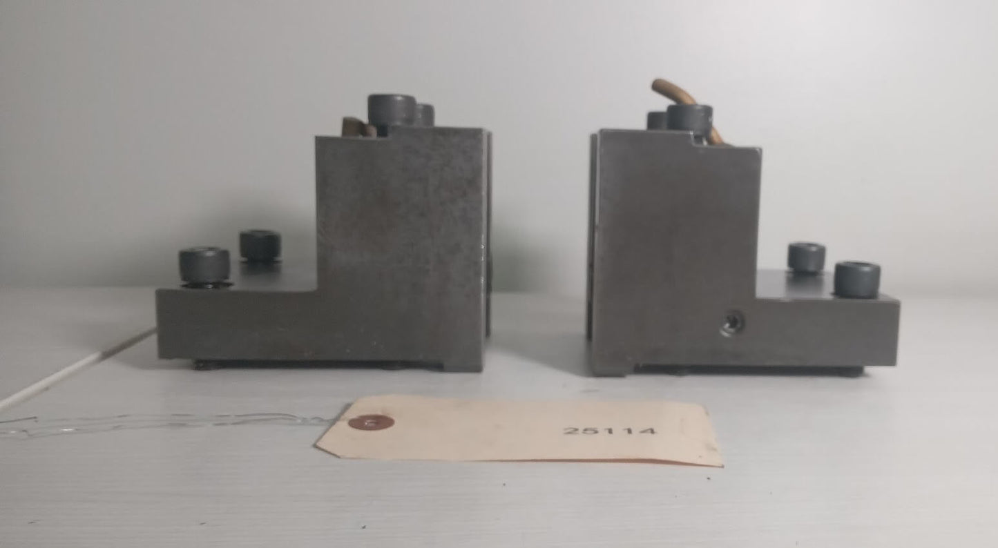 2x square crosswise turning tool holder BMT65 Doosan Puma MX2000ST Lathe