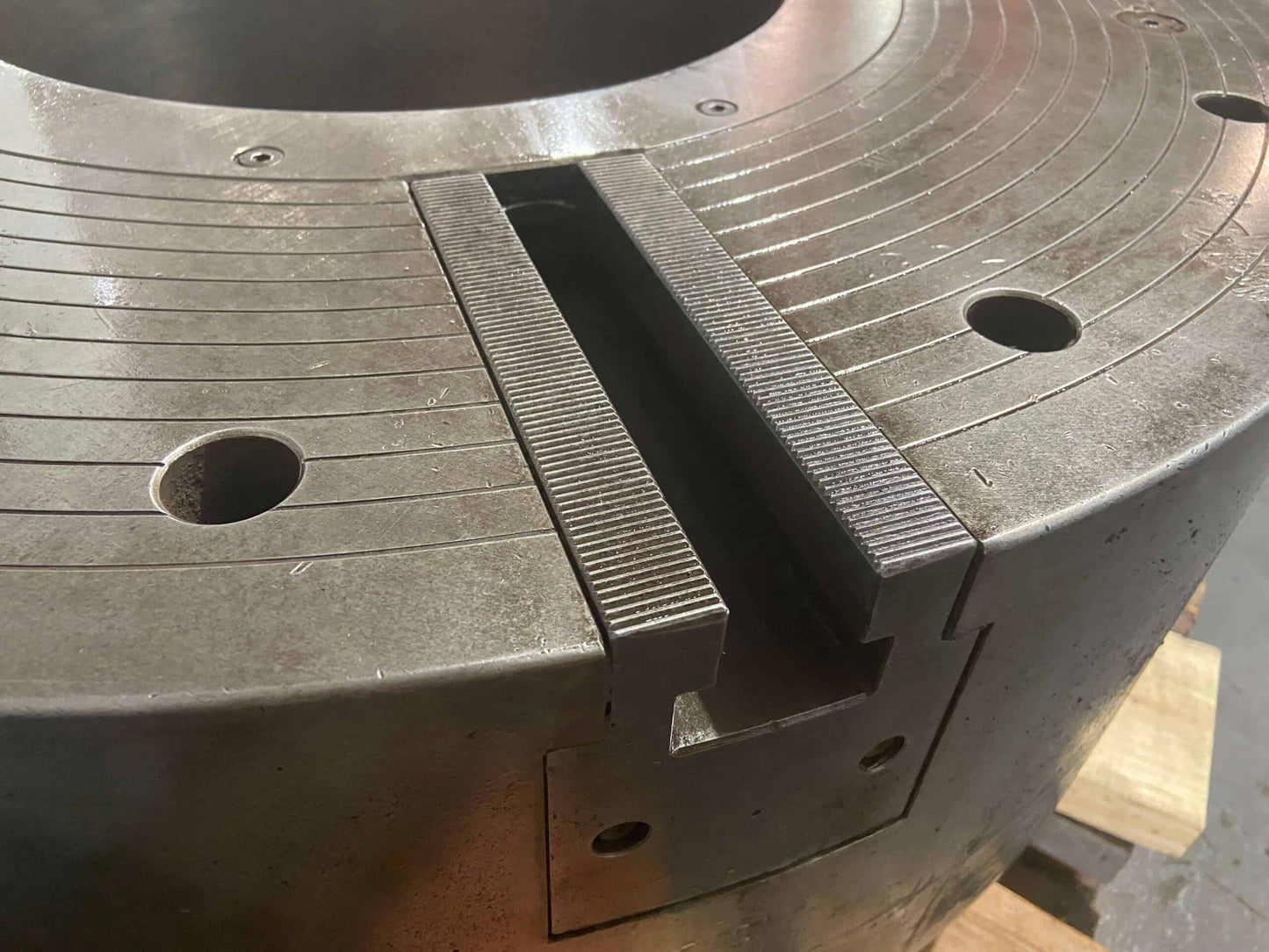 SMW AUTOBLOK 14.8" Big Bore 33" Power Chuck LC 850/375 ES BB-N-850-375-3