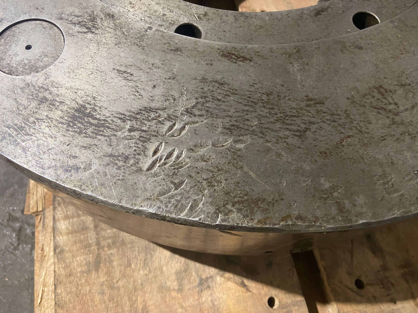 The Skinner Chuck Co.  Made In USA  25 7/8" Chuck w/ 11 7/8" Through Hole 4 Jaw 26"