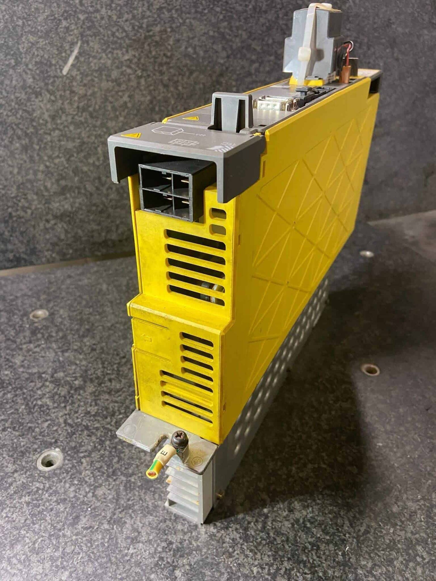 FANUC A06B-6114-H105 Module Series D Servo Amp Amplifier